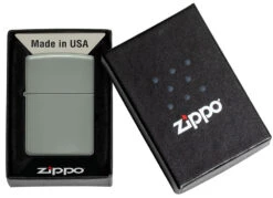 Zippo Classic Sage -Zippo 49843 Z SP Lighter 49843 PT05